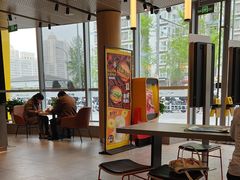 -麦当劳(北苑秋实路店)