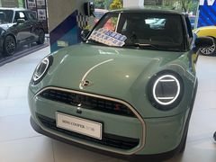 -北京盈之宝宝马&MINI4S店(望京店)