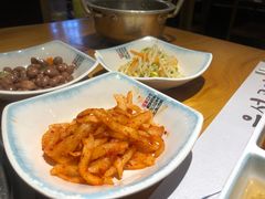 -唯成•韩国炭火烤肉 유성고기