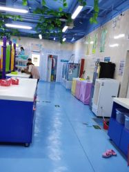 -子木乐园婴儿游泳馆(水晶港店)