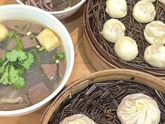 -佬钱湾仔(衣裳街店)