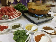 -九尊食上(生态园林酒店)