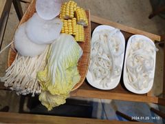 -潮界(凯德晶萃店)