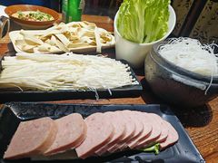 -围炉·云南铜瓢牛肉火锅(桐柏路店)