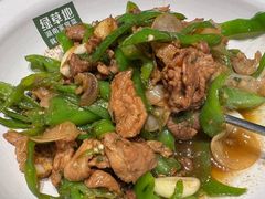 绿草地辣椒炒肉-绿草地·湘菜(7mall店)