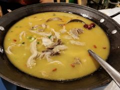霄汉牛三鲜-霄汉牛三鲜湖北砂锅菜(万松园2店)