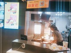 -麦当劳(民盈·国贸城店)