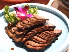 酱牛肉-丁里羊肉小镇(天鹅湖总店)