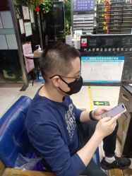 -阿兵荣辉美容理发有限公司