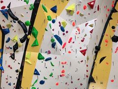 -问山MountQuest攀岩馆