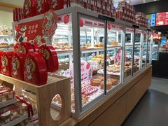 面包甜点陈列柜-仟吉KenGee(银港店)