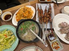 -贯贯吉·清真餐厅(浙江中路店)