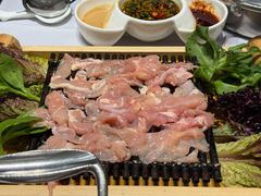 -红鼎豆捞·非遗鲍皇汤火锅(宝丰路店)