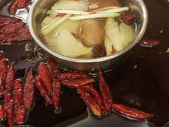 -山城年华老火锅(玉林店)