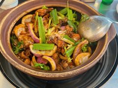 -胡须佬鸡煲四季火锅店(石厦西村直营店)