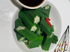 -周渝食惦·酸菜鱼精致川菜(横岗店)