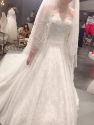 点击看大图 -艾米丽婚纱礼服