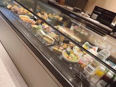 面包甜点陈列柜-星巴克(深圳平安金融中心B1店)
