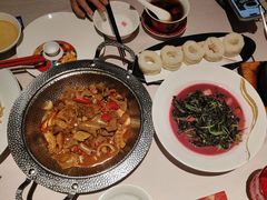 -千百味红餐厅·江西菜(绿地双子塔店)