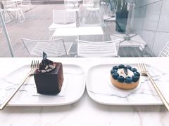 -UNI UNI(环亚凯瑟琳店)