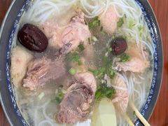 -燕子煨汤(山海关路店)