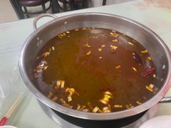 -荣吉招牌自助骨头锅(顾乡店)