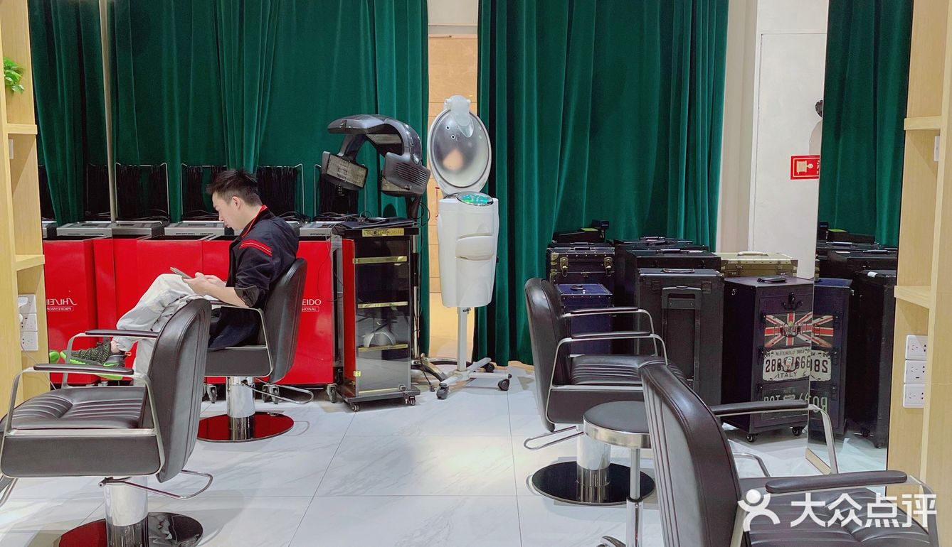 九🈷️开学季，要给自己一个美美的造型[胜利]