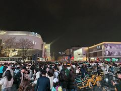 -杭州湖滨银泰in77