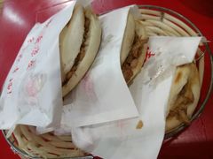 香酥传统肉夹馍-陕味食族油泼面·小炒盖码面(双榆树店)