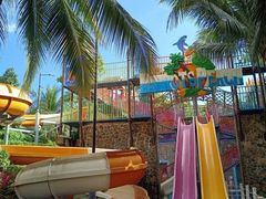 -三亚湾海居铂尔曼度假酒店