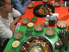 -周幺妹重庆老火锅(银泰城总店)