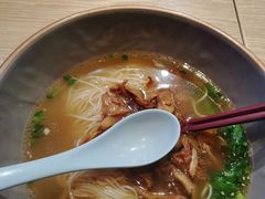 -哇蛙牛功夫面渝都料理(龙阳广场店)