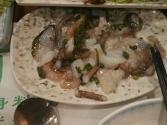 -青瓦餐厅·生鱼片·韩园烤肉(西塔店)