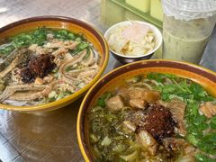 -花溪牛肉粉(八鸽岩店)