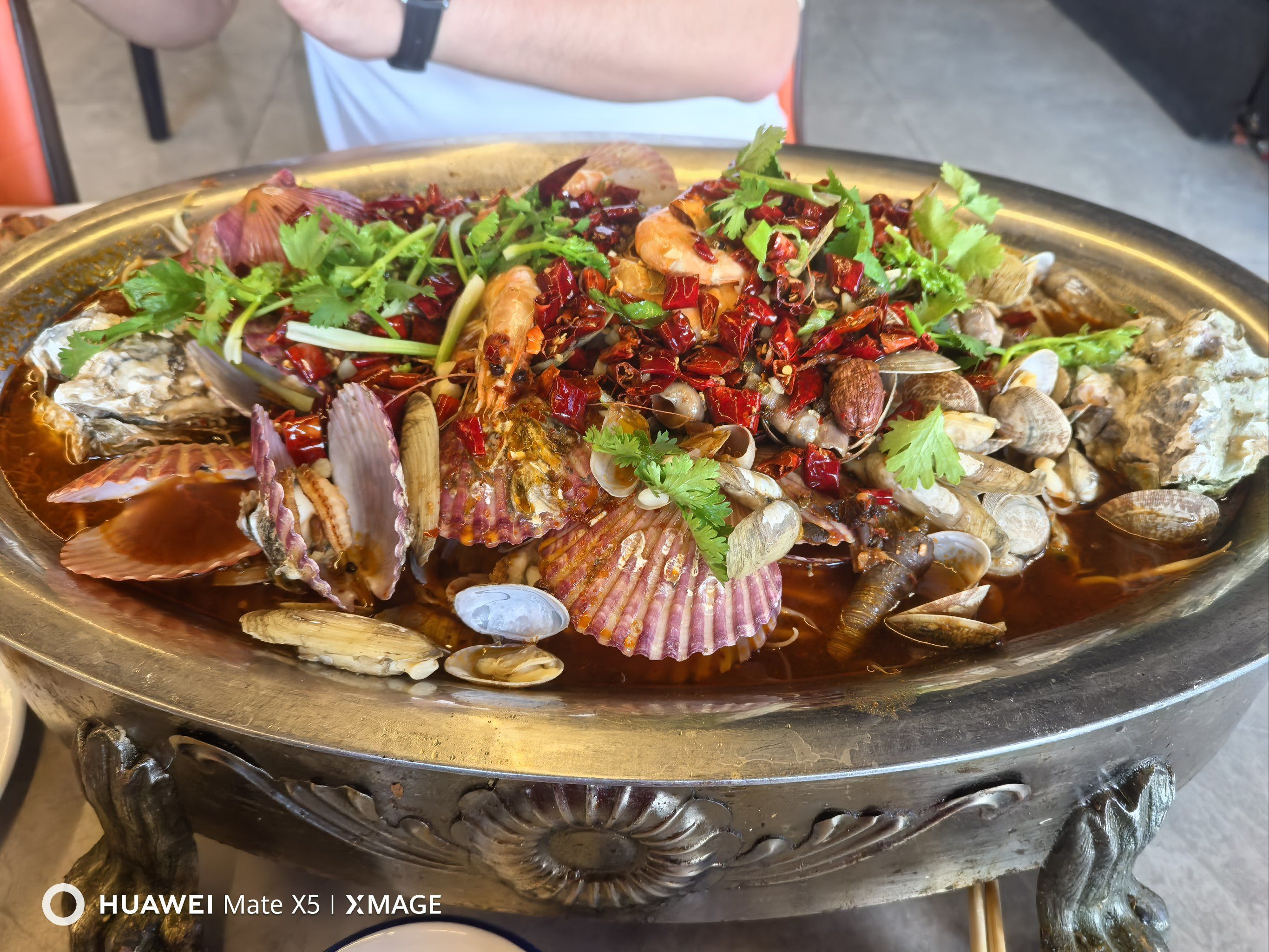 超大份的海鲜小咖