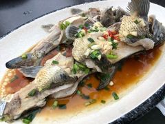 葱油竹鱼-万景饭店·鱼街农家菜