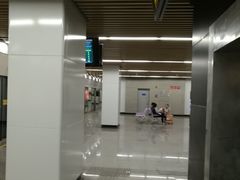 -同济大学(地铁站)