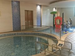 -天津京基皇冠假日酒店