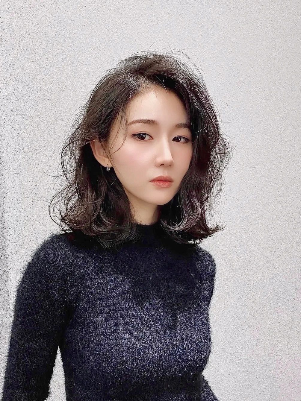 「良·hair salon(兆景路店)」一款很时尚的短发烫发发型99,很适合