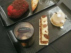 -Salon de The de Joel Robuchon(外滩18号店)