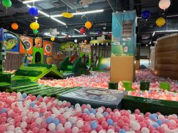 -万达宝贝王(乌鲁木齐德汇店)