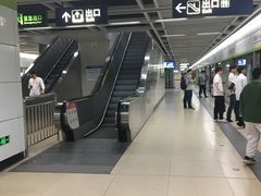 -汉阳火车站(地铁站)