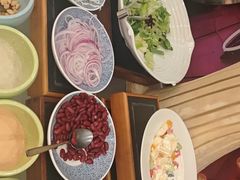 -元一希尔顿酒店·鲜切牛肉火锅禅自助餐厅