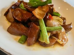 牛肝菌滑肉-沈灶河豚宴·河豚融合餐厅(汉中路店)