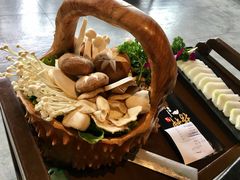 -捞神煲汤火锅(湖滨商业街店)