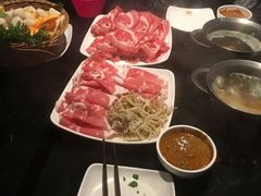 -锅色天香(巴士底区店)