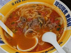 -粉小主·贵州酸汤牛肉粉(南京仙林金鹰店)