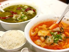 酸菜小鱼-渝是乎酸菜鱼·川渝小炒(新世界百货望京店)