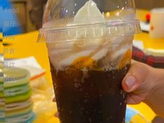 甜品站可乐麦炫酷-麦当劳(华融店)