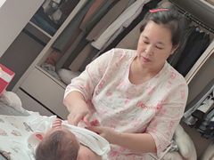 -爱的果实月嫂育婴师(世纪东方店)